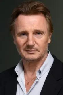 Liam Neeson como: Martin Falcon