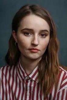 Kaitlyn Dever como: Dilly