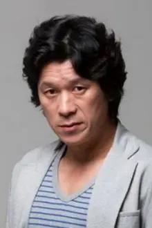 Kim Roi-ha como: Gae-bi's father