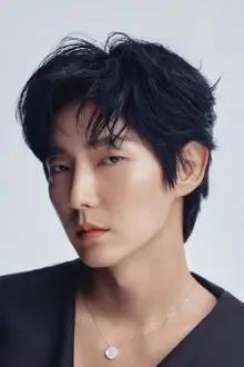 Lee Joon-gi como: 4th Imperial Prince Wang So
