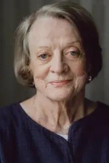 Maggie Smith como: Self (archive footage)