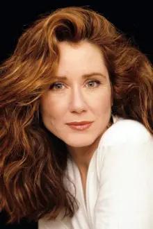 Mary McDonnell como: Claire