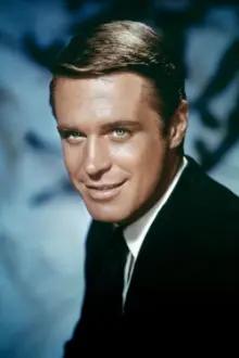 George Peppard como: Cpl. Chase
