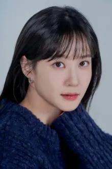 Park Eun-bin como: Kyung-hee