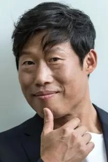 Yoo Hai-jin como: Kim Joong-san