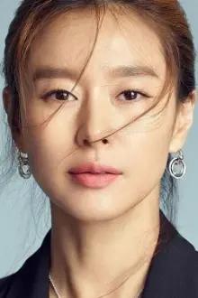 Ye Ji-won como: Lee Mi-sook