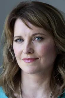 Lucy Lawless como: Goldmoon (voice)