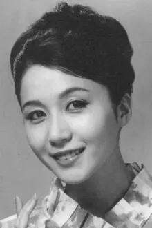 Shima Iwashita como: Ryoko / Fukashi's mother