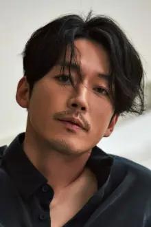 Jang Hyuk como: Yi Bang-won