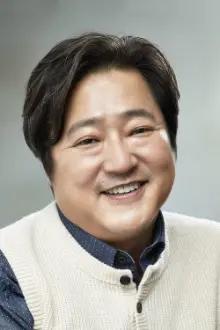 Kwak Do-won como: Shim Hyeok-soo