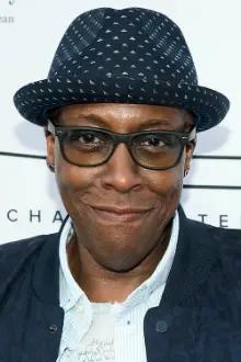 Arsenio Hall como: Semmi / Extremely Ugly Girl / Morris / Reverend Brown