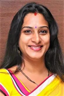 Surekha Vani como: Aravind's Elder Sister