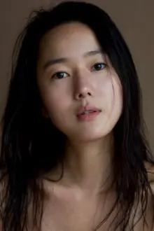 Yoon Jin-seo como: Eun-sook