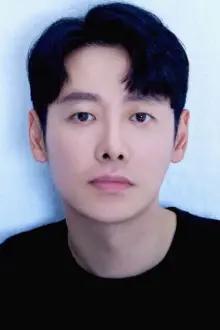 Kim Dong-wook como: Jo Jin-Gab