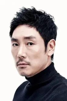 Cho Jin-woong como: Uncle Kouzuki