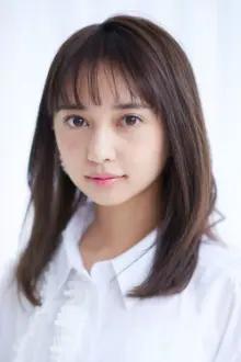 Arisa Komiya como: Yoko Usami / Yellow Buster