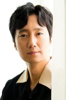 Park Hae-il como: Jin-kook