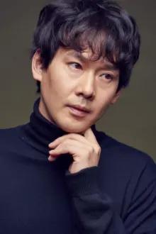 Park Jong-hwan como: Byeon Deuk-jong