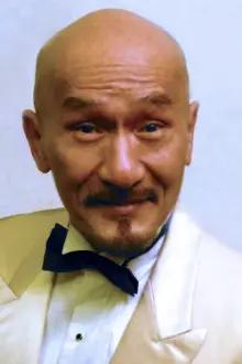 Karl Maka como: Baldy Mak Sui Fu