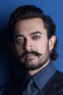 Aamir Khan como: Akash