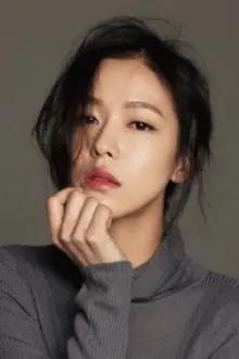 Kyung Soo-jin como: Song Shi-ho