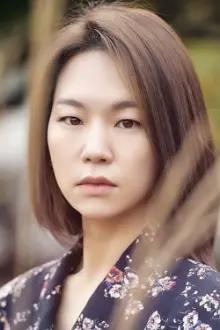 Han Yeri como: Cha-kyung