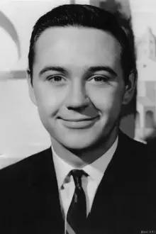 Tommy Kirk como: Chuck Phillips