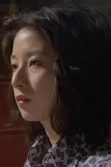 Yoshie Shimamura como: Yumi Nozawa