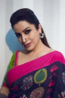 Tisca Chopra como: Roshni Batra