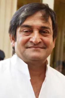 Mahesh Manjrekar como: Javed