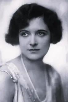 Lillian Hall-Davis como: Mabel Barcaldine