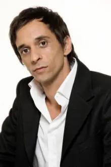 Pedro Diogo como: Dr. Oliveira
