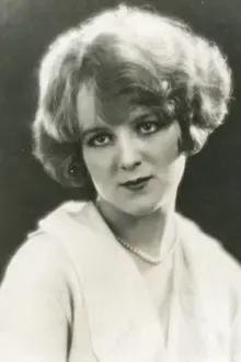 Pauline Garon como: Vera Redell