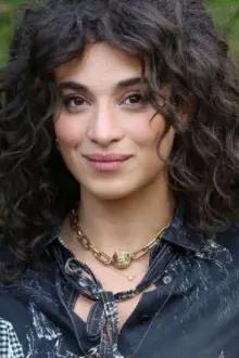Camélia Jordana como: Zohra Ben Brahim
