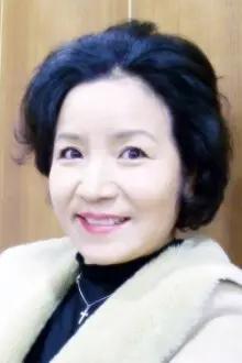 Park Hye-jin como: Ju-hee's mother