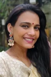 Bindu Chandramouli como: Bhargavi