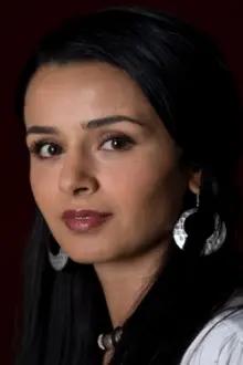 Nadia Odeh como: Bedouin Bride